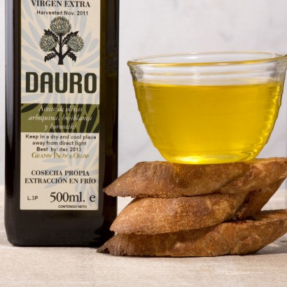 08_oil_vinegar_dauro_olive_oil.jpg